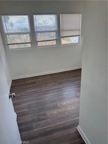1845 W 12th, Los Angeles, CA 90006