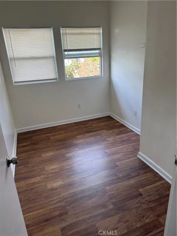 1845 W 12th, Los Angeles, CA 90006