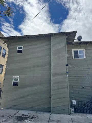 1845 W 12th, Los Angeles, CA 90006