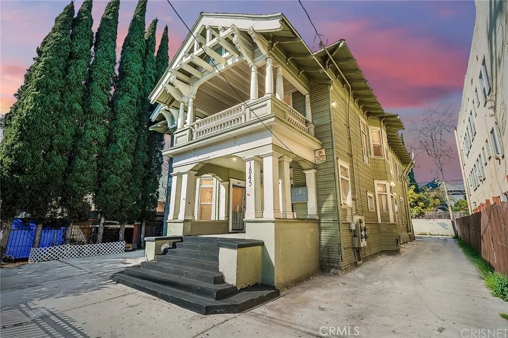 1845 W 12th, Los Angeles, CA 90006