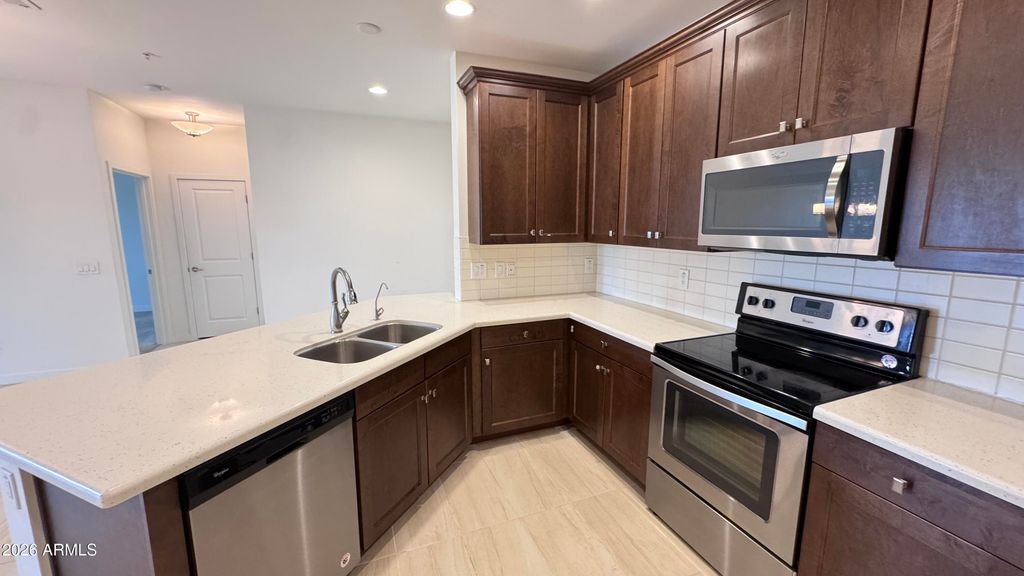 2511 W QUEEN CREEK Road 337, Chandler, AZ 85248 — photo 3