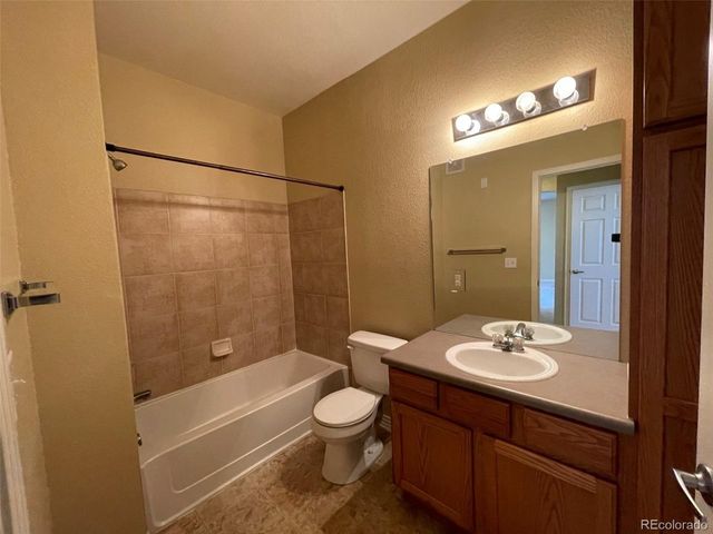 9552 Pearl Cir 102, Parker, CO 80134