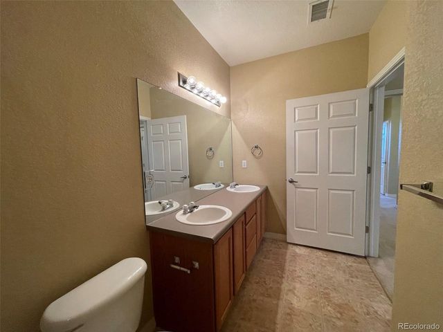 9552 Pearl Cir 102, Parker, CO 80134