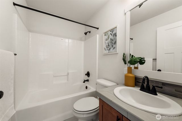 1321 Greenwich Walk NE, Issaquah, WA 98029