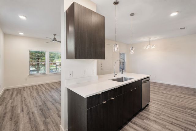 1583 Fiji Street, Dallas, TX 75203