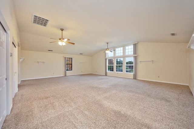 8430 Blossom Hill Ct, Citrus Heights, CA 95610