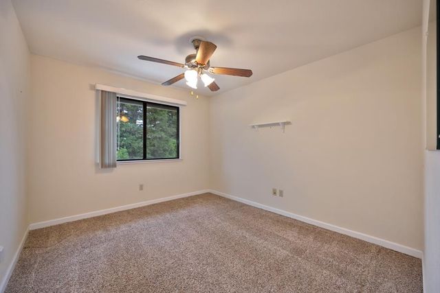 8430 Blossom Hill Ct, Citrus Heights, CA 95610