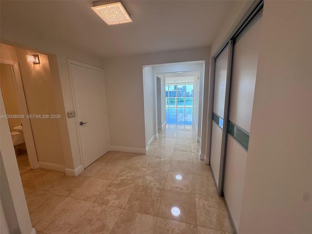 3330 NE 190 ST 1215, Aventura, FL 33180