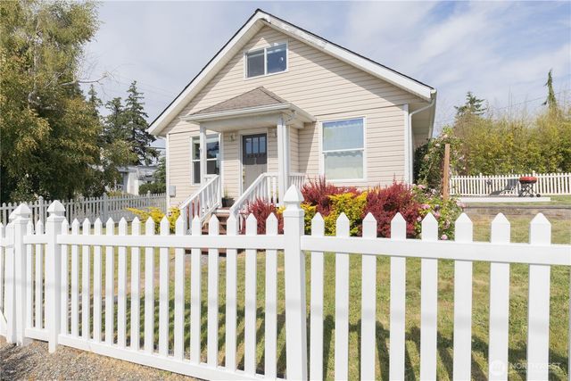 226 N 5th Street, Mount Vernon, WA 98273