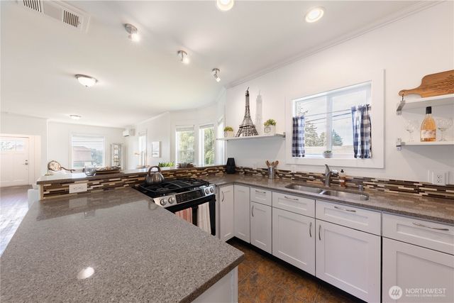 226 N 5th Street, Mount Vernon, WA 98273