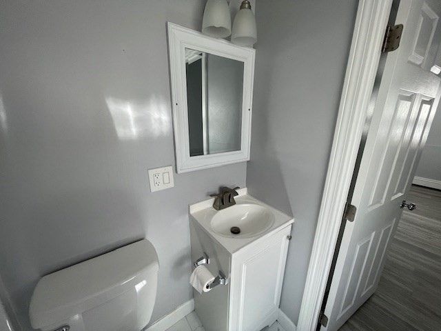 80 Sea St 2, Weymouth, MA 02191