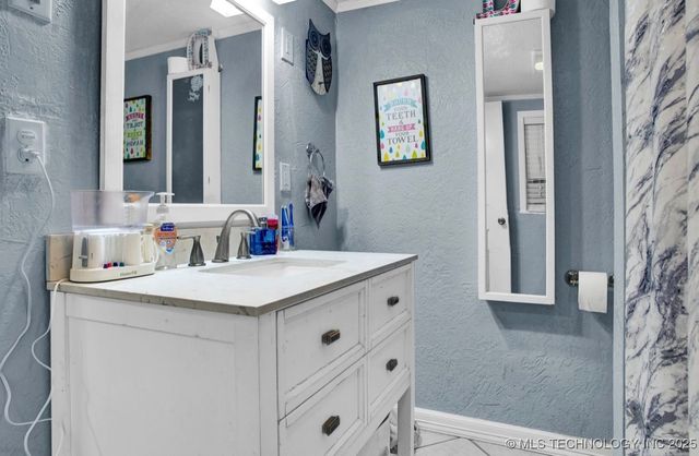 7035 A. Street, Kingston, OK 73439