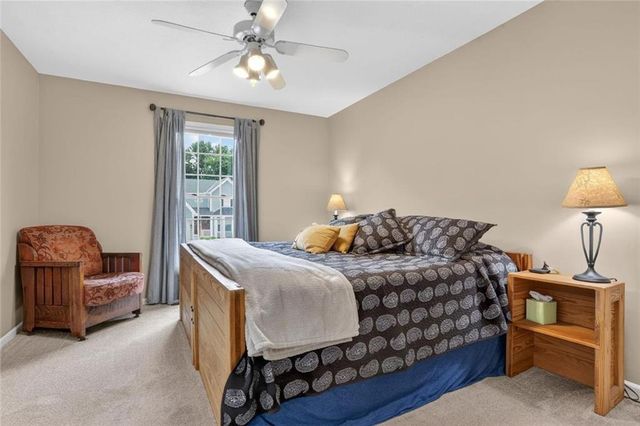 7646 N Pomona Avenue, Kansas City, MO 64152