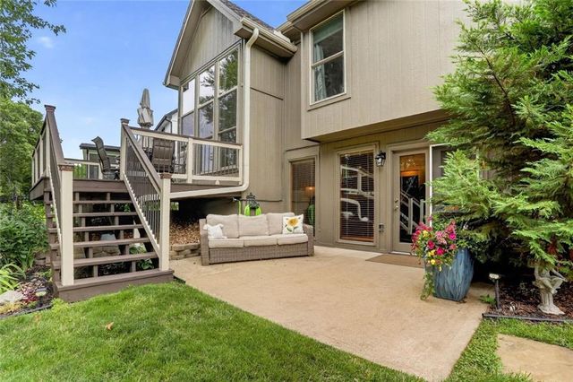 7646 N Pomona Avenue, Kansas City, MO 64152