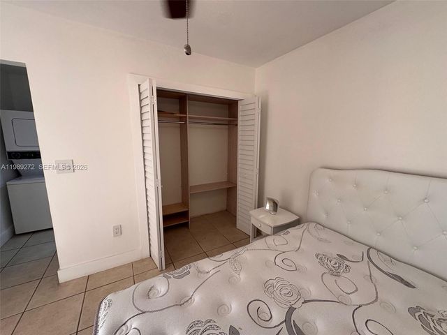 842 SW 89th Ave B, Miami, FL 33174