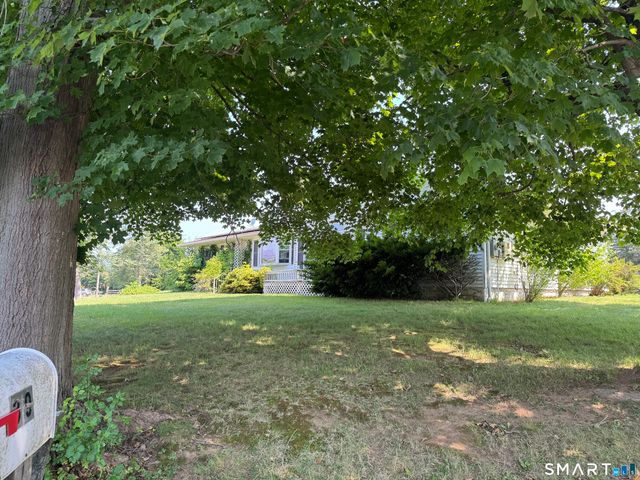 36 Pleasant View Road, Derby, CT 06418