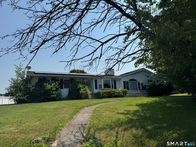 36 Pleasant View Road, Derby, CT 06418