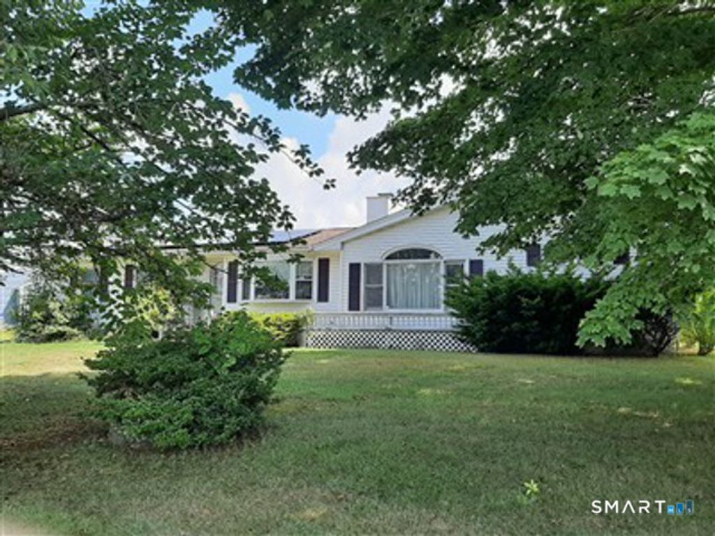 36 Pleasant View Road, Derby, CT 06418
