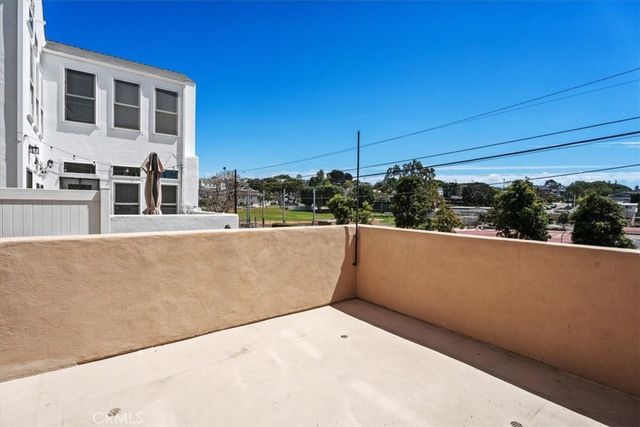 313 E Oak Avenue, El Segundo, CA 90245