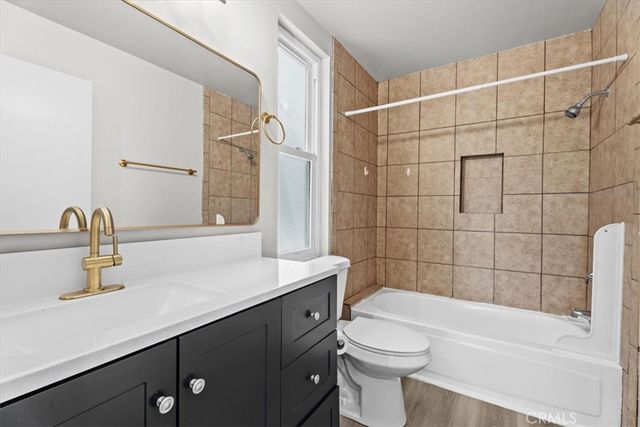 313 E Oak Avenue, El Segundo, CA 90245