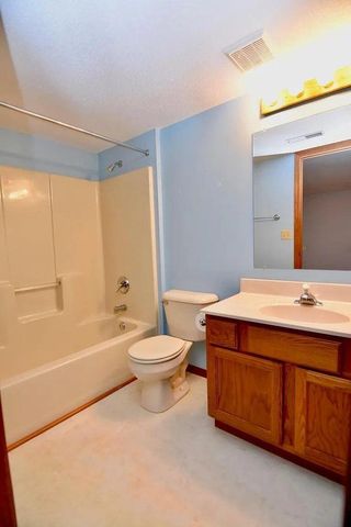 912 Northern Sands PLACE, Onalaska, WI 54650