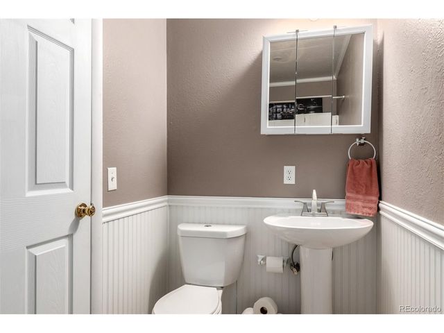 9925 W 20th Ave 17, Lakewood, CO 80215