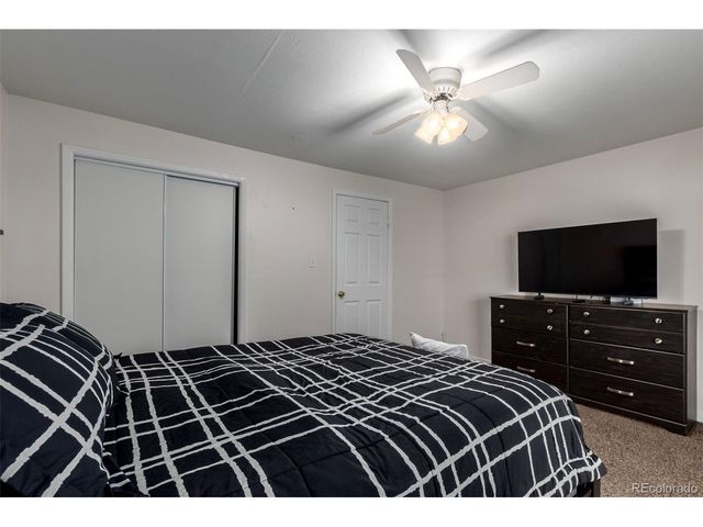 9925 W 20th Ave 17, Lakewood, CO 80215