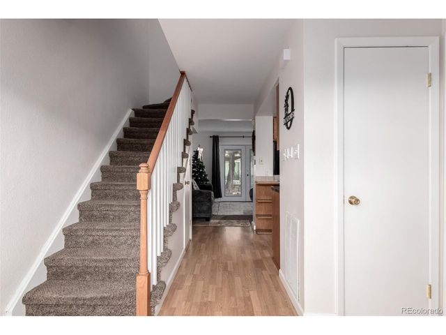 9925 W 20th Ave 17, Lakewood, CO 80215