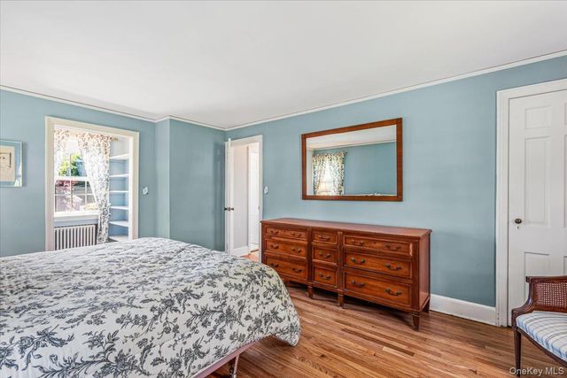 110 Knollwood Road, Rockville Centre, NY 11570