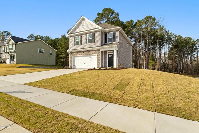 189 Pecan Valley Way, Four Oaks, NC 27524