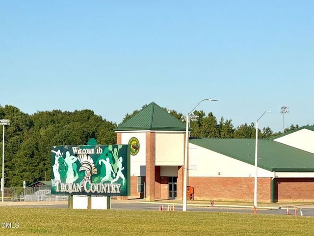 189 Pecan Valley Way, Four Oaks, NC 27524