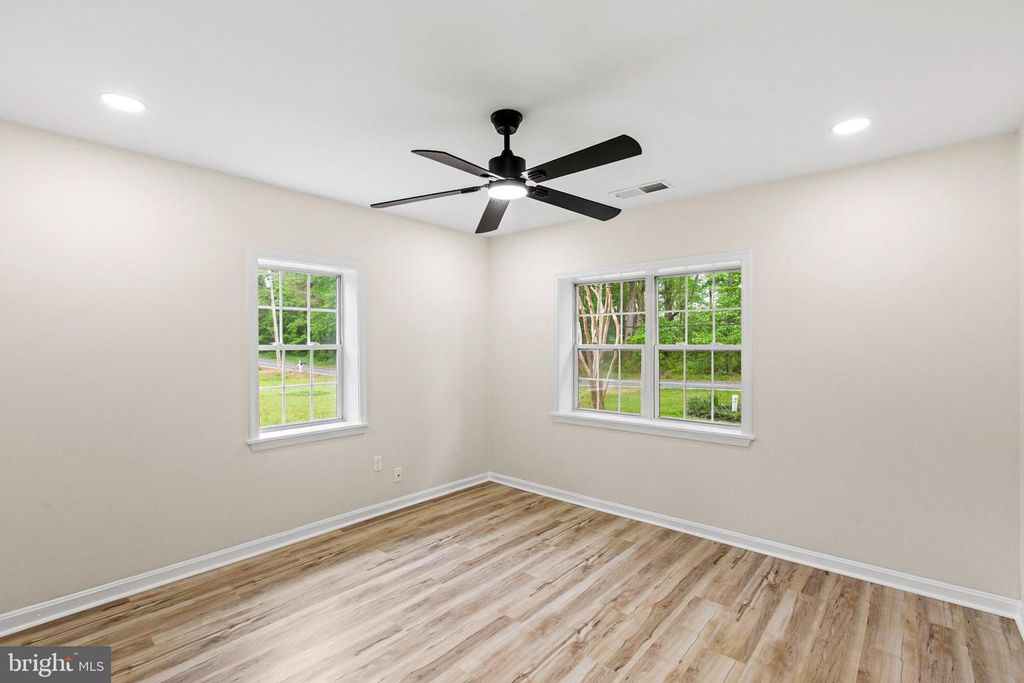 Image 20 of property listing at 49725 FRESH POND NECK RD, Scotland, MD 20687