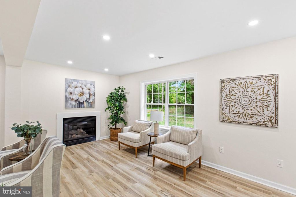 Image 8 of property listing at 49725 FRESH POND NECK RD, Scotland, MD 20687