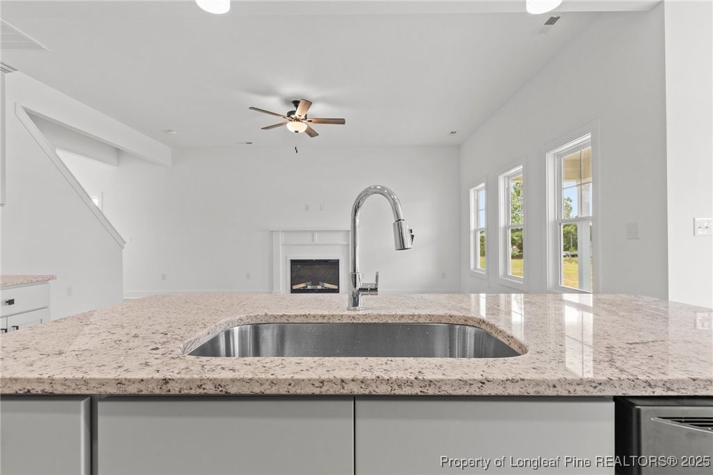 142 Peeler Circle, Raeford, NC 28376 — photo 11
