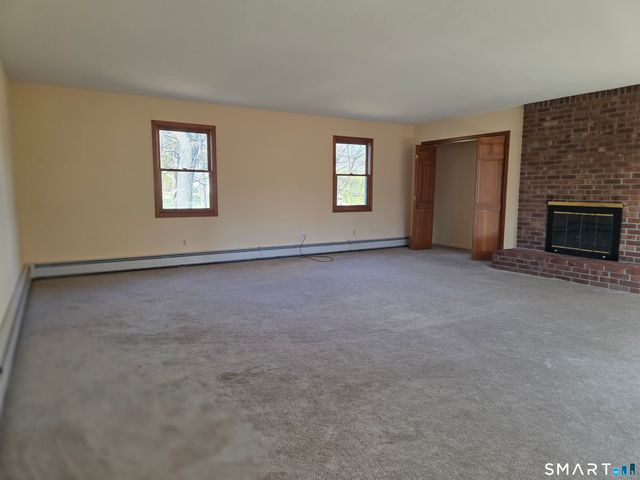 25 Brook Pine Drive, Shelton, CT 06484