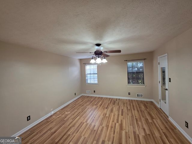 522 Knollwood Drive, Stockbridge, GA 30281