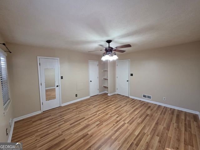 522 Knollwood Drive, Stockbridge, GA 30281