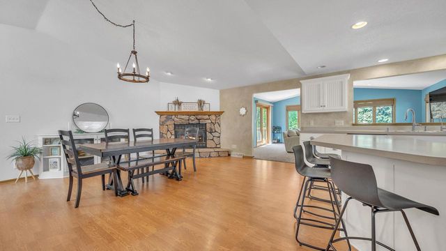1124 Sommer DRIVE, Sheboygan, WI 53081
