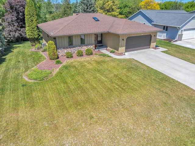 1124 Sommer DRIVE, Sheboygan, WI 53081