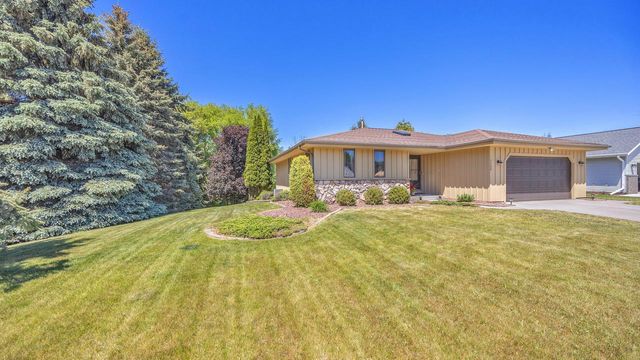 1124 Sommer DRIVE, Sheboygan, WI 53081