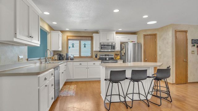 1124 Sommer DRIVE, Sheboygan, WI 53081