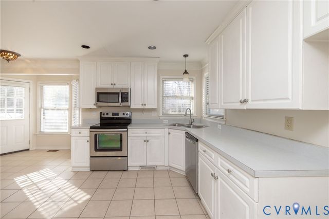 7700 Belmont Stakes Dr, Chesterfield, VA 23112