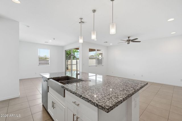 5621 W NOTCH HILL Road, Laveen, AZ 85339