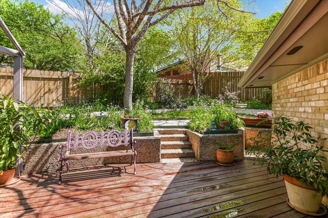 7901 Havenwood DR, Austin, TX 78759