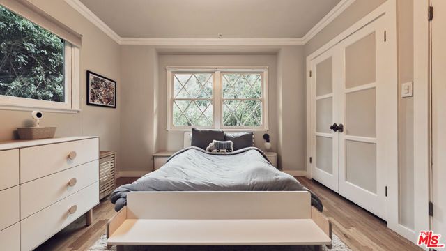 3440 Mandeville Canyon Road, Los Angeles, CA 90049