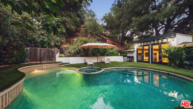 3440 Mandeville Canyon Road, Los Angeles, CA 90049
