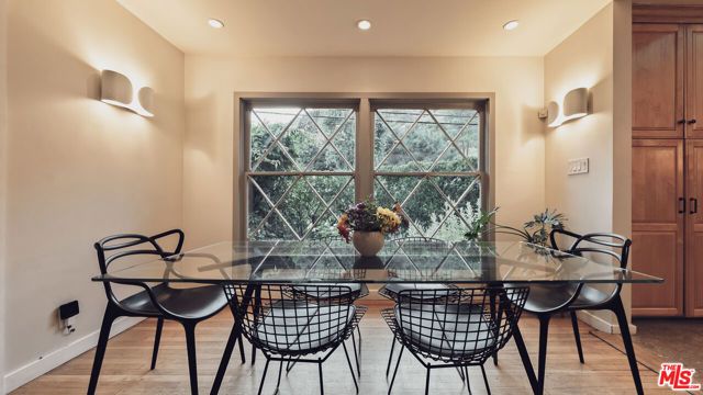 3440 Mandeville Canyon Road, Los Angeles, CA 90049