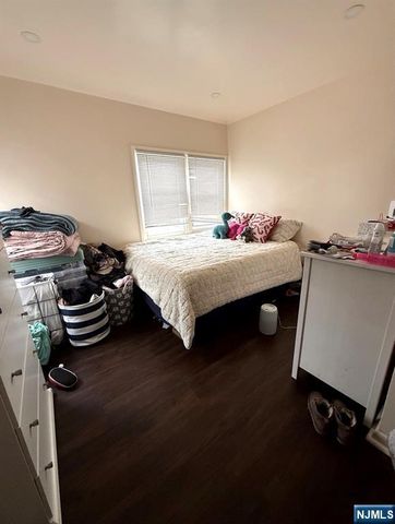 93 Riverview Avenue, North Arlington, NJ 07031