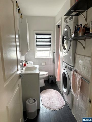 93 Riverview Avenue, North Arlington, NJ 07031