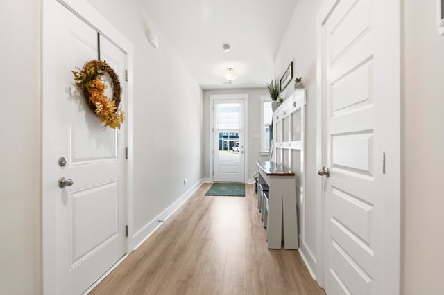 7722 Park Gate Drive, North Charleston, SC 29418